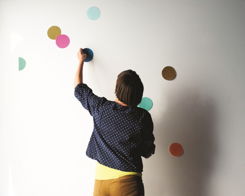 How to make a giant confetti wall by Beci Orpin via WeeBirdy.com