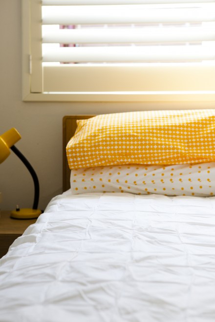 Freedom Henson white queen quilt cover via WeeBirdy.com.