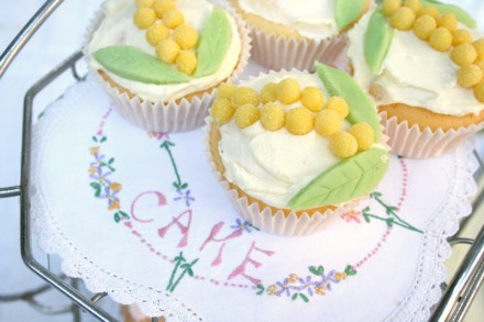 A vintage Aussie afternoon tea via WeeBirdy.com