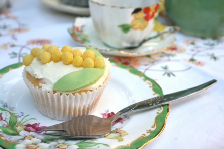 A vintage Aussie afternoon tea via WeeBirdy.com