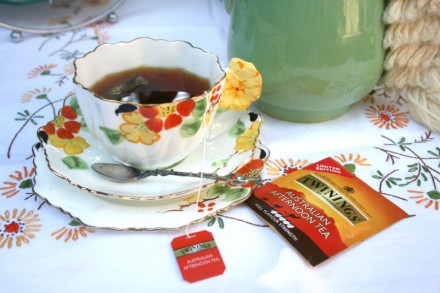 A vintage Aussie afternoon tea via WeeBirdy.com