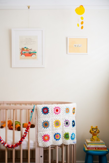 A wee vintage modern nursery room tour via WeeBirdy.com