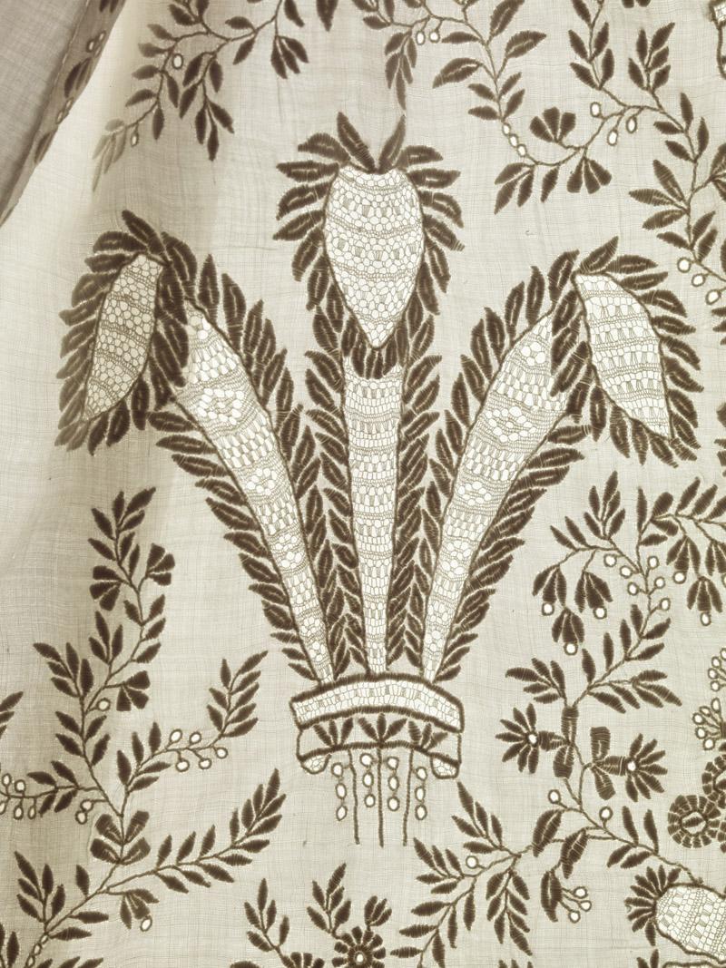 Close up of Prince of Wales Feathers on robe worn by Prince Albert Edward (Edward VII) c1841 2 © Museum of London via WeeBirdy.com