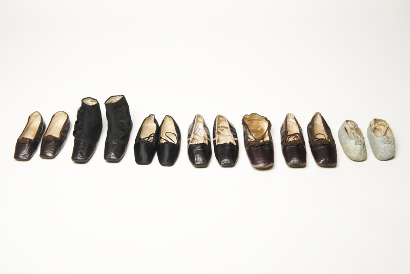 Royal baby shoes in order of date via WeeBirdy.com