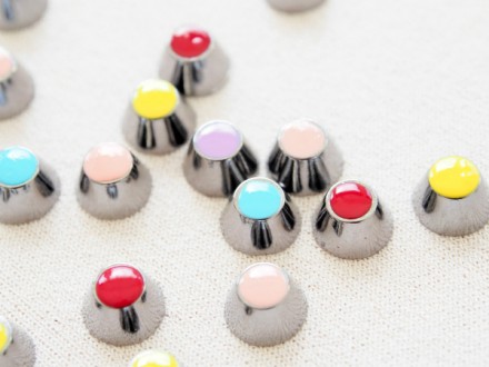 Nail varnished studs for Chanel-inspired top. Tutorial by Tuts+