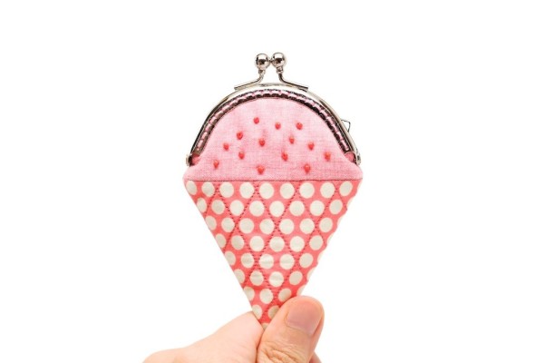 Christmas Gift Guide: All the Pretty Ice Creams, via WeeBirdy.com.