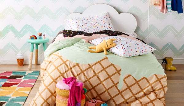 Shop the Ice Cream Trend for Christmas Presents: Sunday Sundae reversible quilt cover, via WeeBirdy.com.