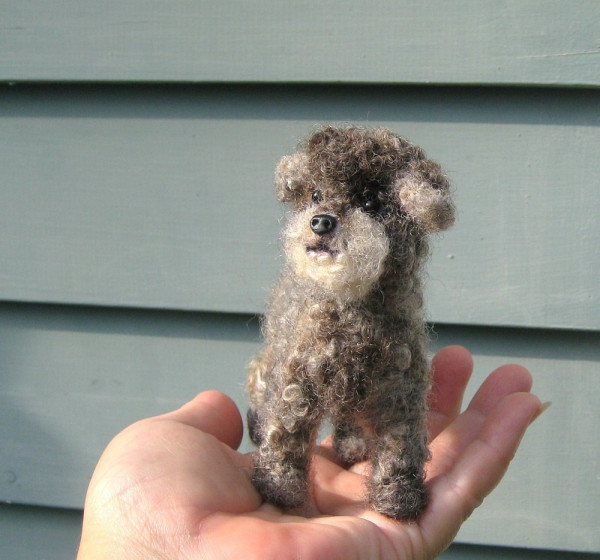 Top 12 unique Etsy presents for pet owners and animal lovers to order now for Christmas, via WeeBirdy.com.