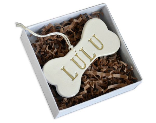 Top 12 amazing Etsy presents for pet owners and animal lovers to order now for Christmas, via WeeBirdy.com.