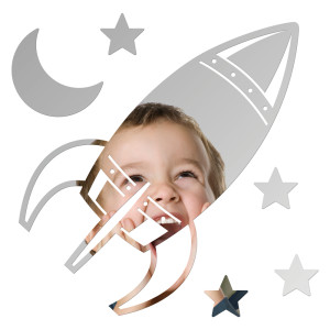 Awesome Gift Guide for Kids: 40 Amazing Space & Planets Presents for Christmas, via WeeBirdy.com.