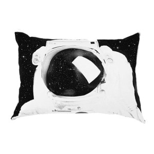 Awesome Gift Guide for Kids: 40 Amazing Space & Planets Presents for Christmas, via WeeBirdy.com.