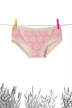 34 Amazing Presents under $20 for Christmas, via WeeBirdy.com.