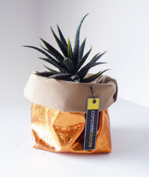 34 Amazing Presents under $20 for Christmas, via WeeBirdy.com.