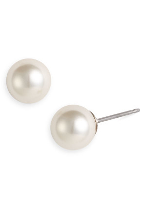 Luxury Christmas gifts on a budget: 40 gorgeous designer presents under $50, via WeeBirdy.com.