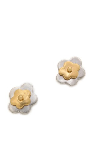 Luxury Christmas gifts on a budget: 40 gorgeous designer presents under $50, via WeeBirdy.com.