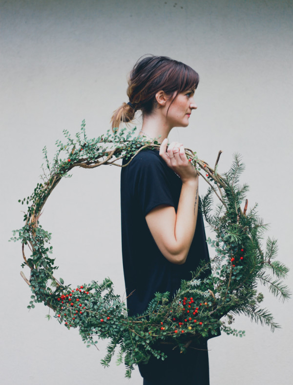 DIY: 5 Gorgeous New Christmas Crafts to Make, via WeeBirdy.com.