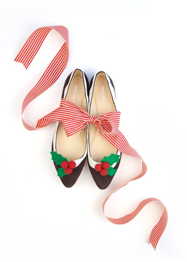 Make Christmas figgy pudding flats by Damask Love. 