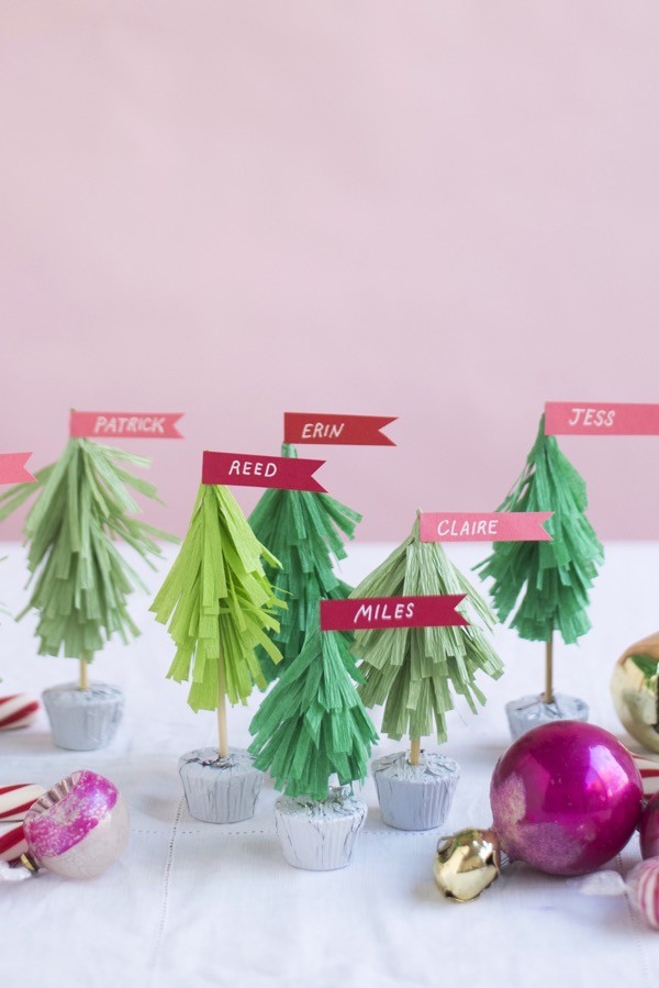 Make Christmas tree name cards by Oh Happy Day. 