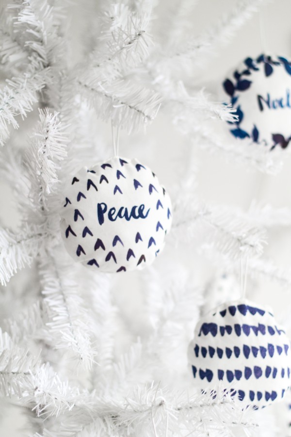 Make watercolour-printed fabric baubles by Fall for DIY. 