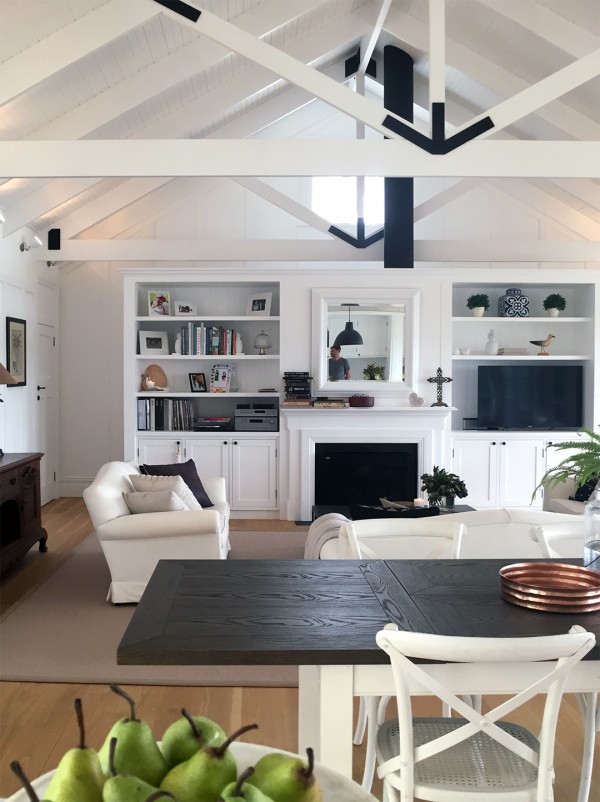 A fresh take on the Hamptons look. Living room, beach house. Photo by Rebecca Lowrey Boyd for We Are Scout.