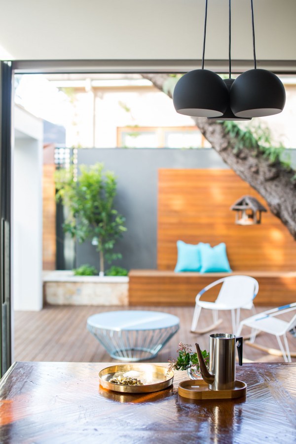 Medindie Residence in South Australia, by architects Williams Burton Leopardi.
