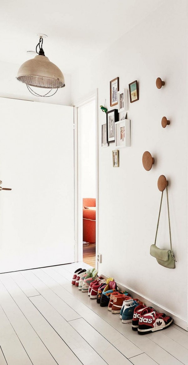 10 clever ways to use The Dots Wall Hooks in your Home, via We-Are-Scout.com. 