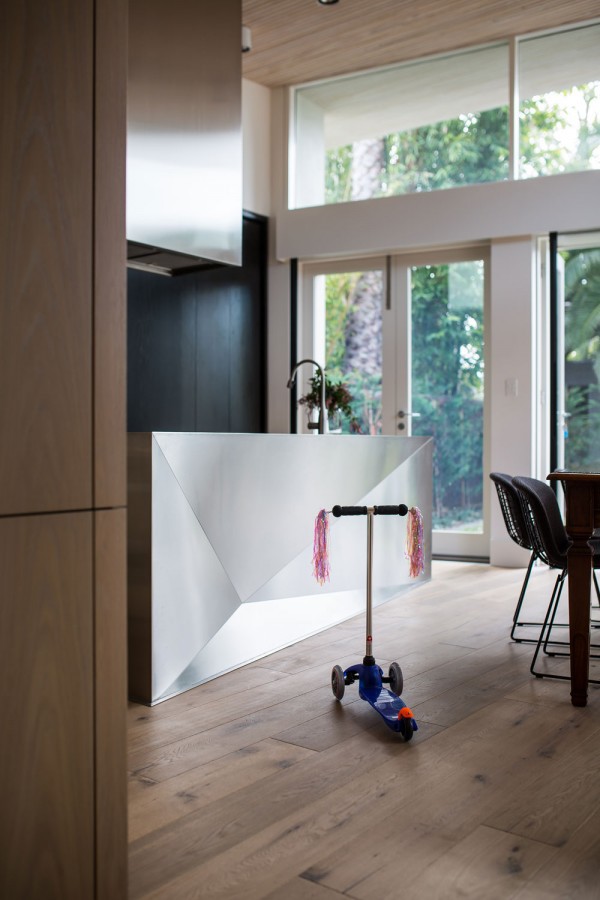 Medindie Residence in South Australia, by architects Williams Burton Leopardi.
