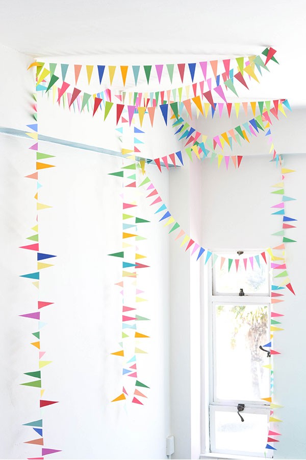 Rainbow Triangle Bunting DIY by Oh Happy Day. 