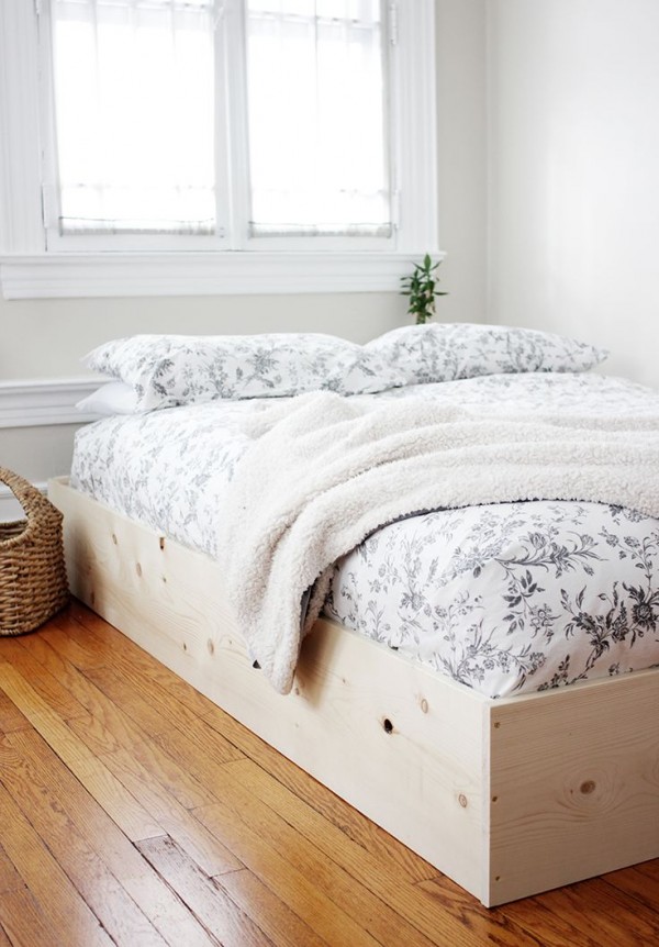 How to make a simple bed frame by The Merry Thought..