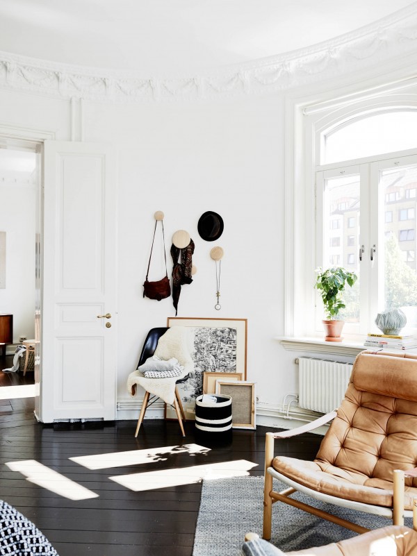 10 creative ways to use The Dots Wall Hooks in your Home, via We-Are-Scout.com.