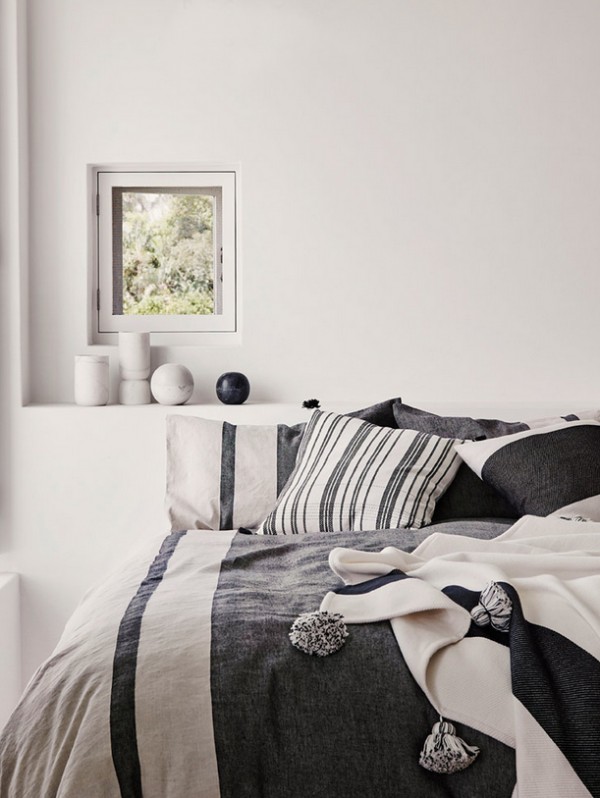 Country Road's homewares make We Are Scout's top 30 Christmas presents for ladies - in monochrome.