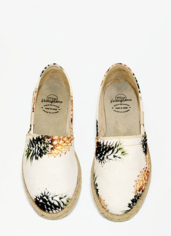 Make it easy Pineapple espadrilles by Fall for DIY. 