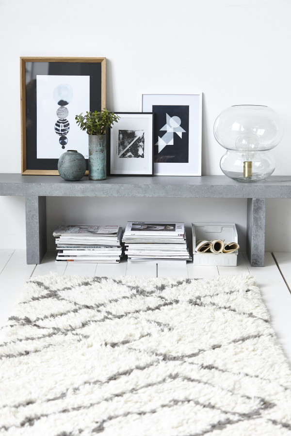 How to style a vignette inspired by by Danish brand House Doctor: the hallway bench.