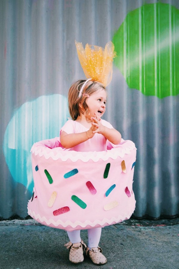 DIY Birthday Cake Costume by The Effortless Chic. 
