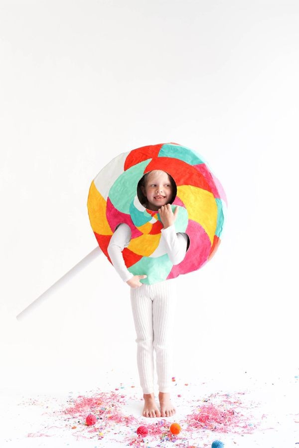 DIY lollipop costume.