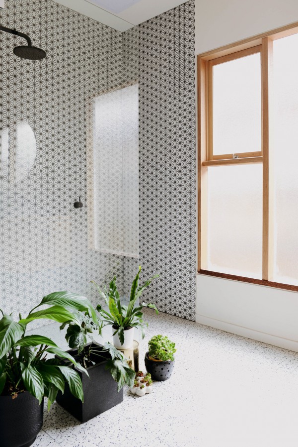 Parkview Ave, Brunswick A new family bathroom and laundry in Brunswick, Melbourne. Photo via Hearth. http://hearthstudio.com.au/Parkview-Ave-Brunswick