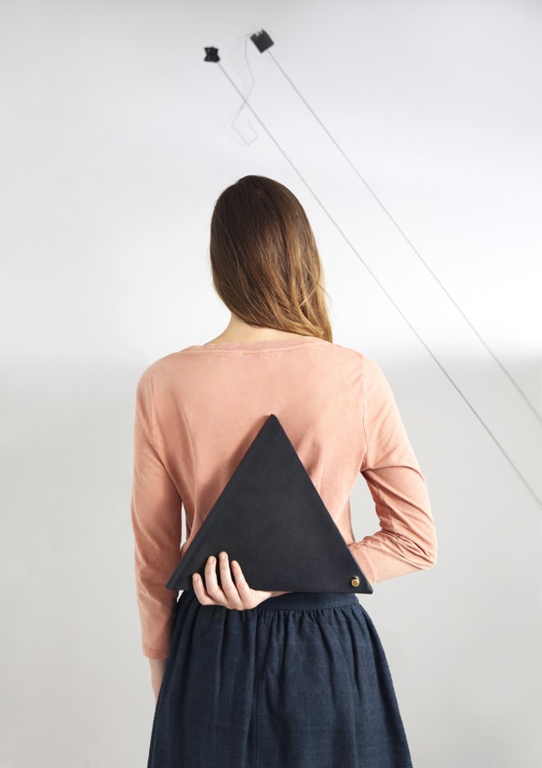 M.Hulot Bronica triangle clutch bag in navy via we-are-scout.com.