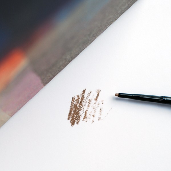The best brow pencil for blondes, via We-Are-Scout.com. Photo: Lisa Tilse for We Are Scout