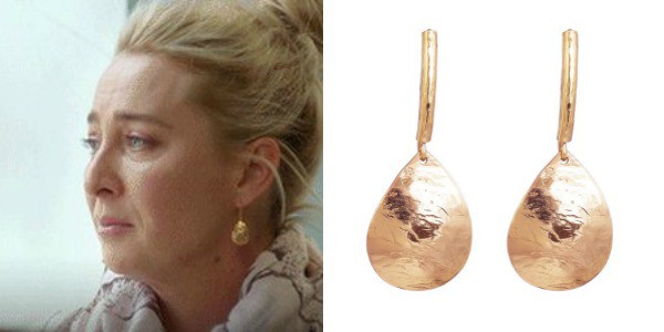 Offspring's Nina Proudman earrings: get the exact match..