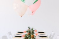 Tutorials: 5 Unexpectably Awesome Pineapple Craft Ideas Palm-fronds-balloons tutorial by Studio DIY