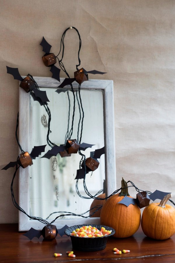 DIY bat lights by Oh Happy Day. 