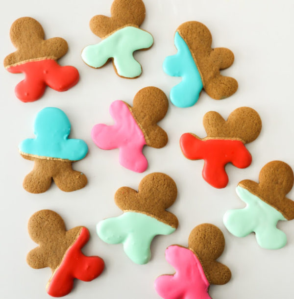 Colour-blocked gingerbread men by A Kailo Chic Life. http://www.akailochiclife.com/2015/12/bake-it-color-blocked-gingerbread-men.html