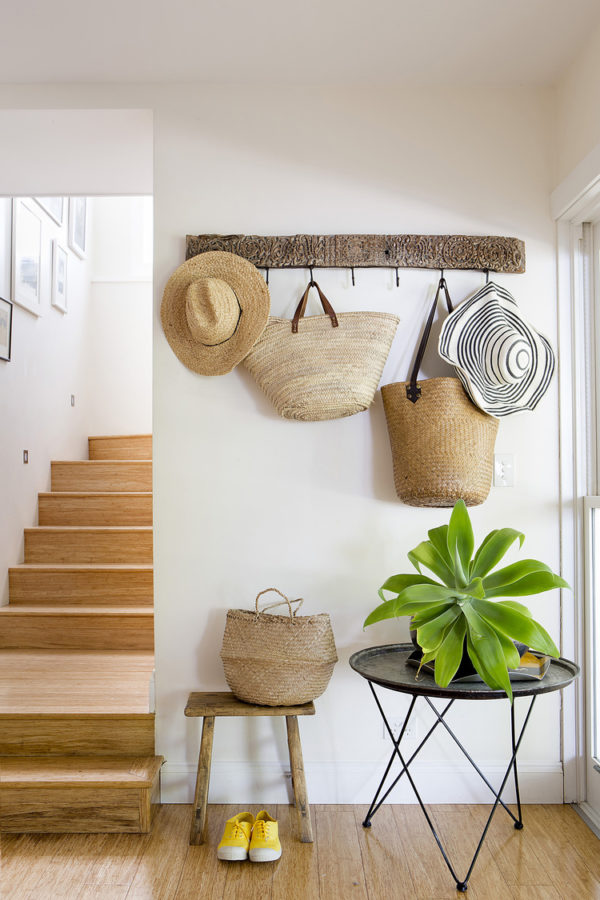 Inspiring hallways and entry ways: Christina Prescott's beach house.