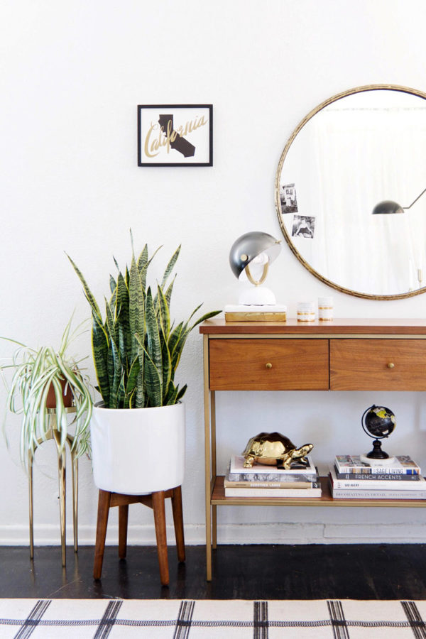 Fresh new looks for hallways and entry ways. Photo via West Elm.